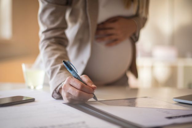 Korona virus, trudnice i zdravstvena zaštita: „Polako me već hvata panika“ 4 Savetuje se da šest nedelja po izlasku budu izolovane i da im ne dolaze porodica i prijatelji
