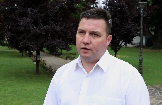 LUCANI GUCA MILOS JOVICIC 08072020 MNA MILOS LUKIC