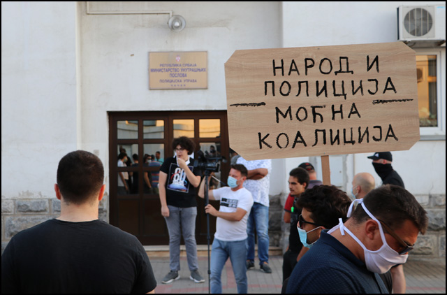 protest 2a