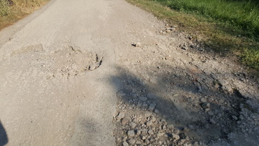 Zaboravljeni glasači u Ostri, put u lošem stanju godinama 3 ostra2