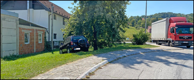 parkiranje zelena povrsina 2
