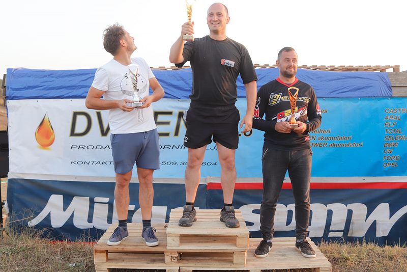 04 Vlade Rajevic sampion u klasi MX3