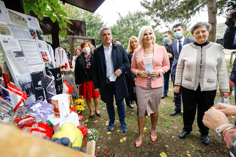 CACAK JEZEVICA ZENE ZORANA MIHAJLOVIC 15102020 MNA MGSI ZORAN PETROVIC 01 SMALL