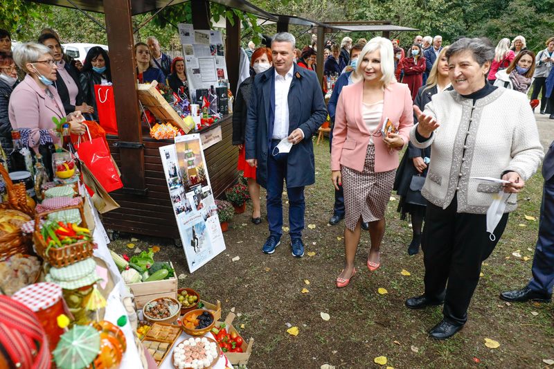 CACAK JEZEVICA ZENE ZORANA MIHAJLOVIC 15102020 MNA MGSI ZORAN PETROVIC 02 SMALL