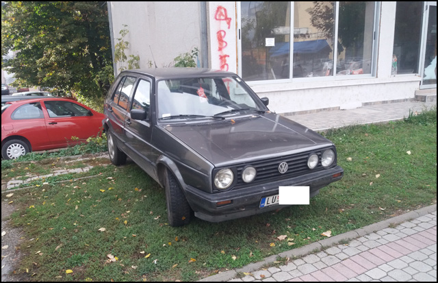 parkiranje na travnjaku 1