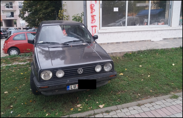 parkiranje travnjak 2
