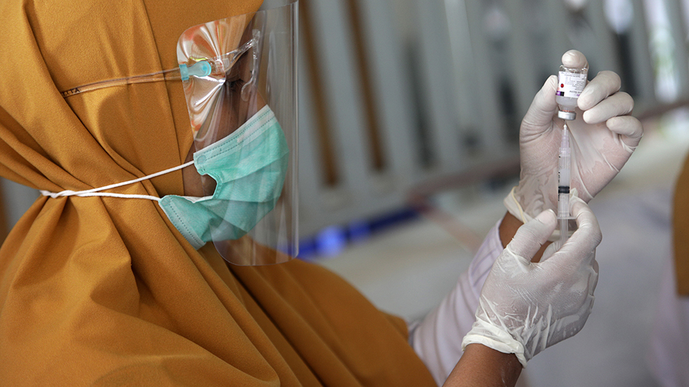 Korona virus: Najteži dan u Srbiji od početka pandemije, u Americi se situacija pogoršava iz sata u sat 5 Vaccination programme in Banda Aceh