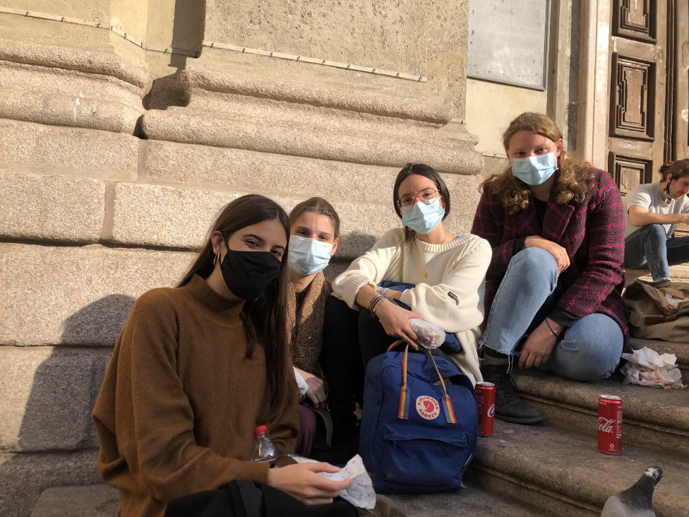 Milano, studentkinje