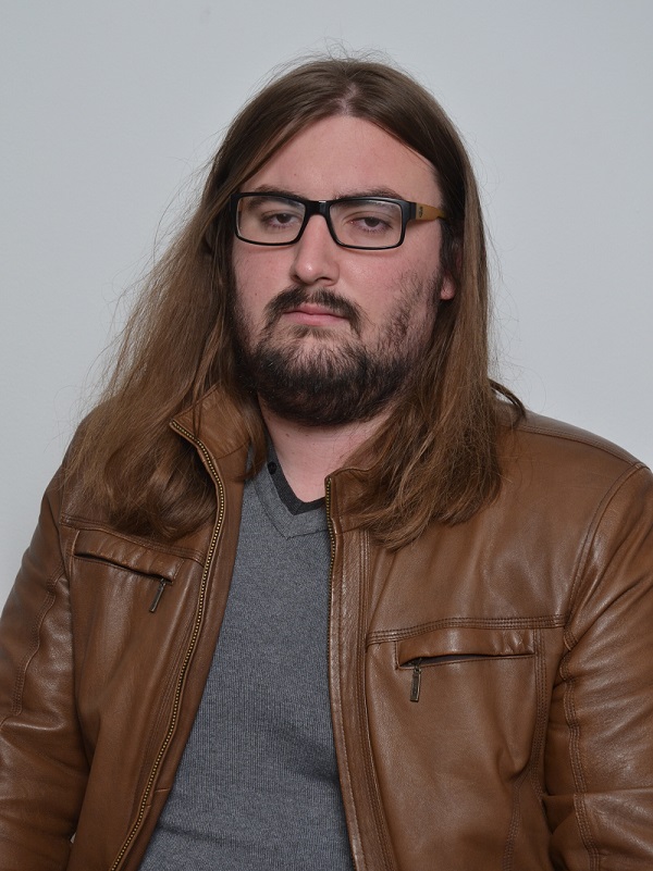 1 Mihailo Knezevic student generacije 2020