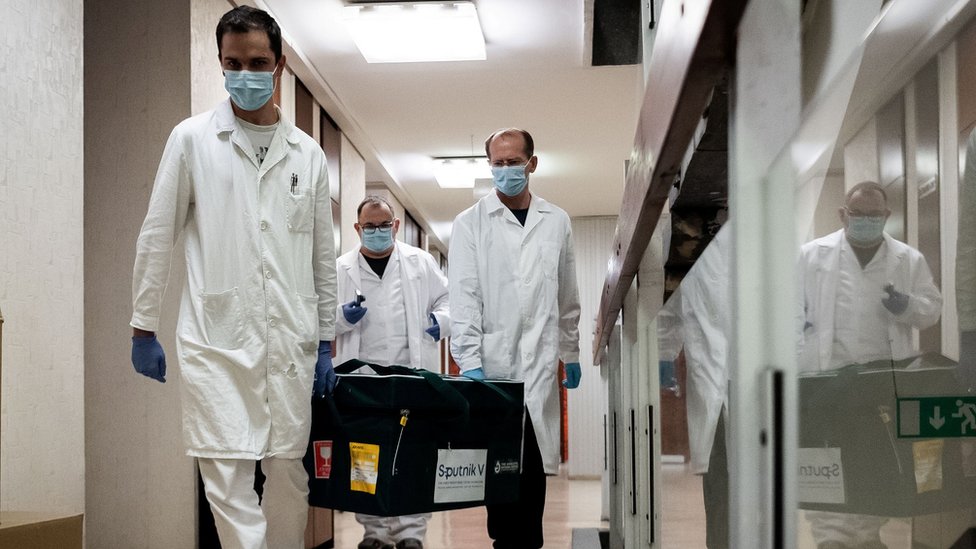 Korona virus i vakcinacija: Ruska vakcina Sputnjik brine naučnike 8 Vakcina v Vengrii