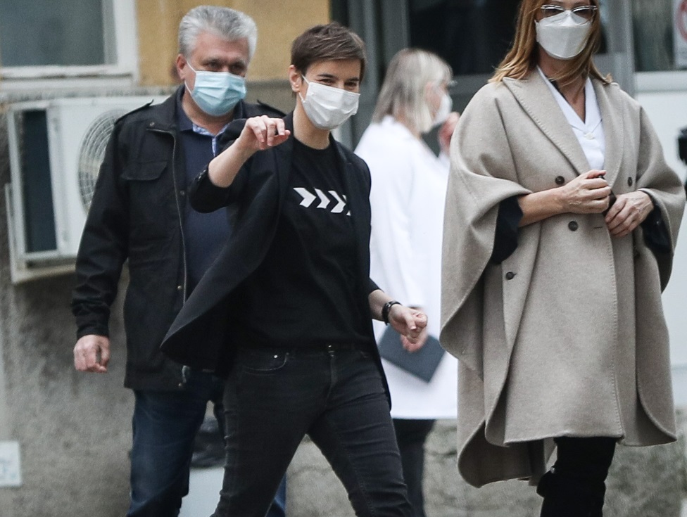 Korona virus i Srbija: „Počeli smo kontraofanzivu, sad imamo oružje" 2 Ana Brnabić