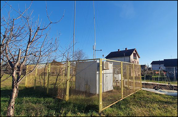 Štetan vazduh širom Srbije, ali u nekim mestima zvanični podaci kasne sa upozorenjem 3 Merna stanica SEPA e u Radincu