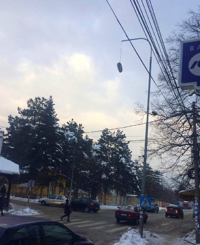 Slike grada: Lampion koji čeka žrtvu (FOTO) 2 bandera1