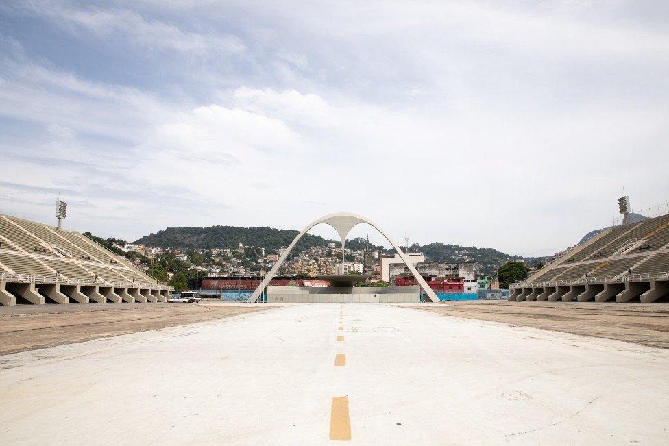 Brazil, korona virus i karneval: Rio de Žaneiro - umesto ludnice na ulicama, tišina 1 View of the empty Sambadrome