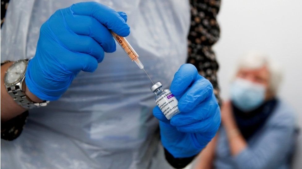 Korona virus: Više od 4.500 zaraženih u Srbiji, Evropa bije bitku za dodatne količine vakcina 1 Astra Zeneca vaccine