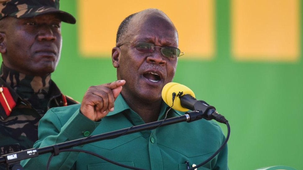 Korona virus i Afrika: Predsednik Tanzanije Džon Magufuli je „zdrav i vredno radi", kaže premijer 1 Tanzania's President John Magufuli pictured in August 2020