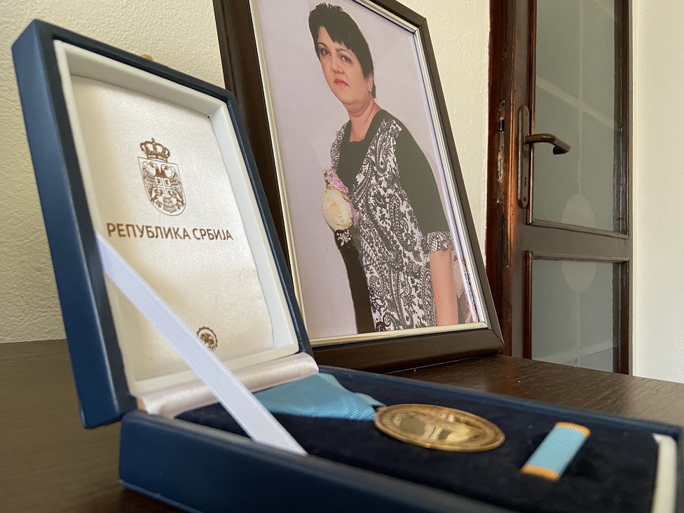 Preminuli lekari u Srbiji: Beli mantili iza kojih je ostala crnina 6 Slavica Gujanica odlikovana je posthumno