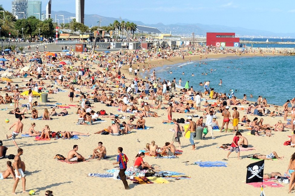 File photo of Platja Nova Icarie beach in Barcelona