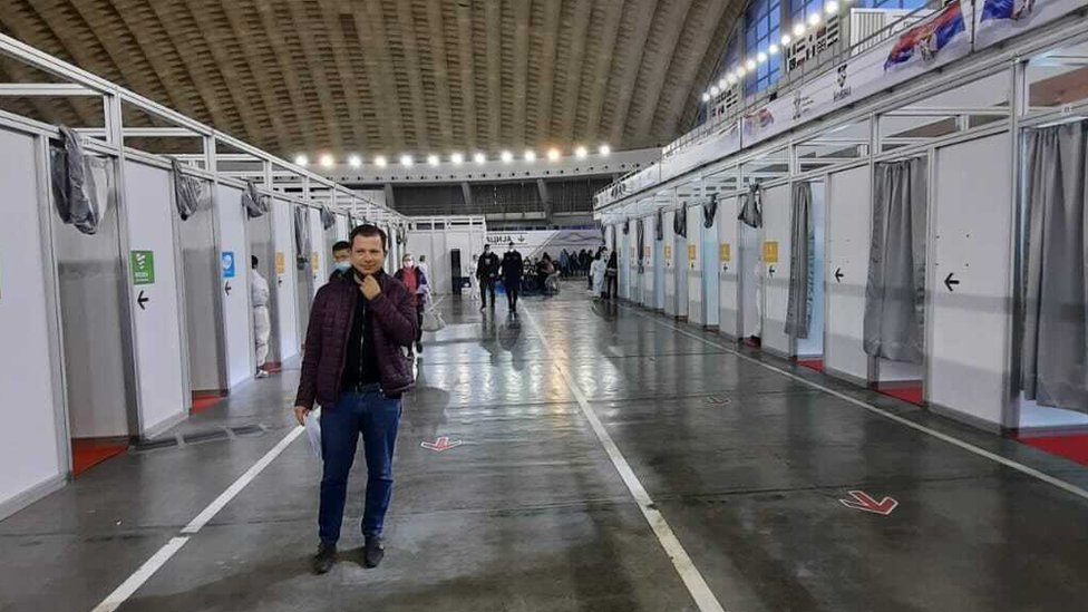 Vakcinacija stranih državljana u Srbiji: „AstraZeneka, prva doza, izvolite svi" 5 Džonatan Koppert