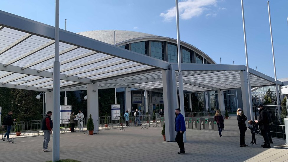 Vakcinacija stranih državljana u Srbiji: „AstraZeneka, prva doza, izvolite svi" 6 sajam vakcinacija