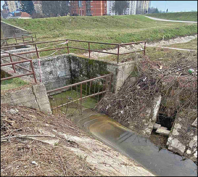 kanal zacepljen 1