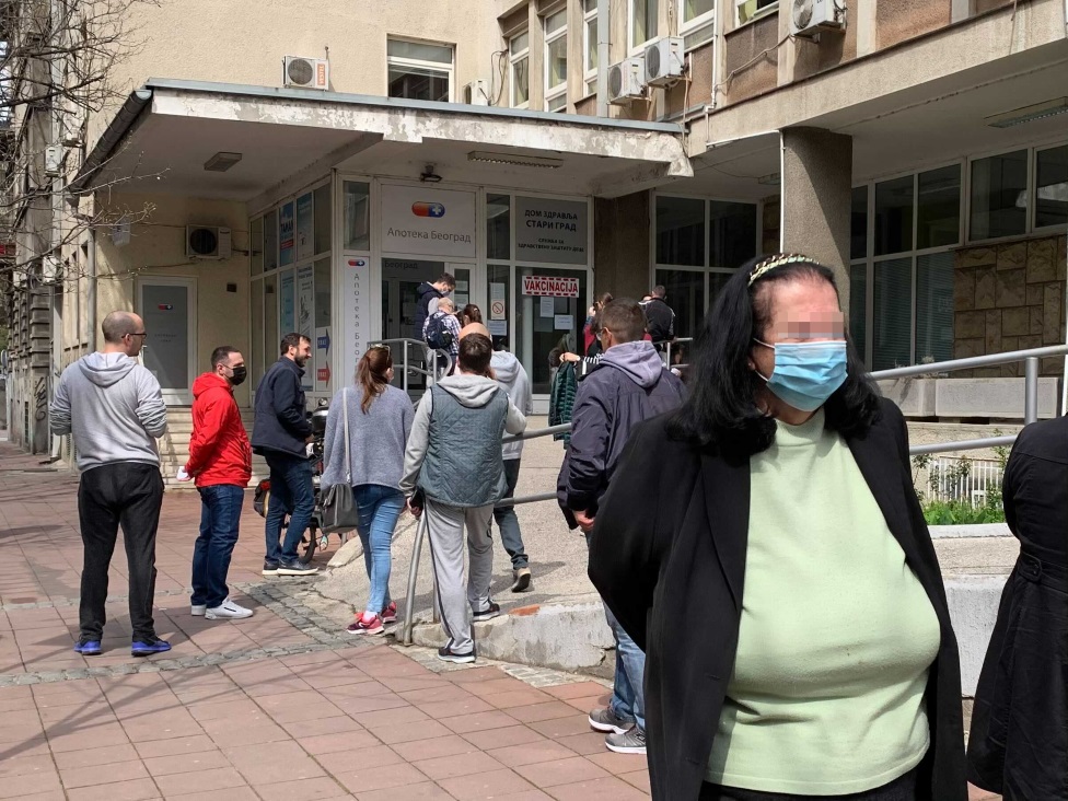 Korona virus: U Srbiji preminulo još 39 ljudi, Krizni štab ublažio mere, a u Ukrajini epidemija bukti 1 korona, korona virus