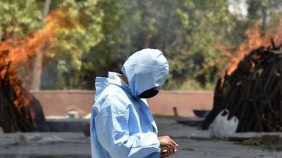 Korona virus: U Srbiji preminulo još 35 ljudi, u Indiji borba za respiratore i slobodan bolnički krevet 1 medicinski radnik