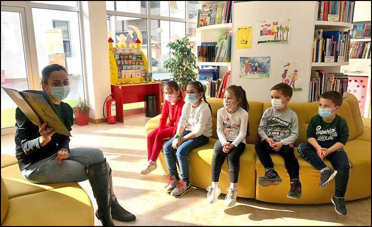 malci u biblioteci 1