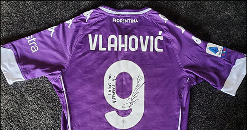 Vlahovic dres