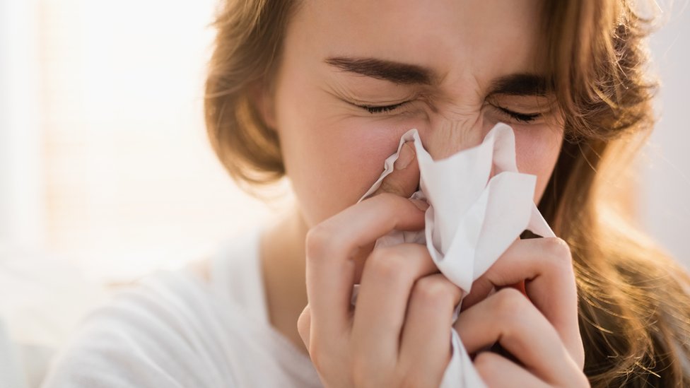 Korona virus: Delta soj izaziva glavobolju i kijavicu 1 kijavica