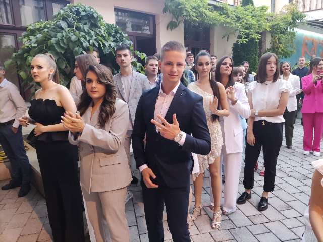 gimnazija1
