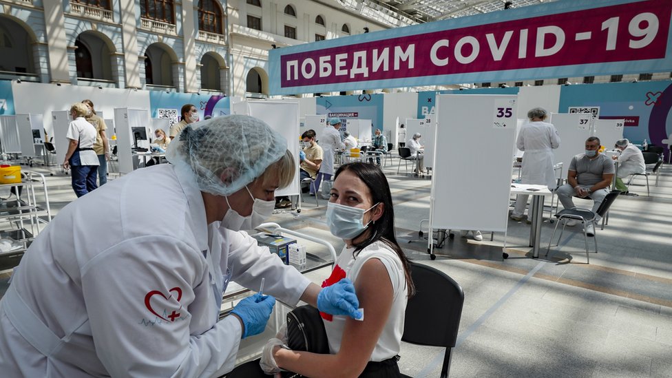 Korona virus: Još dvoje preminulih u Srbiji, više od 100 novozaraženih, u Sidneju produženo zaključavanje 1 Vakcinaciя v Moskve