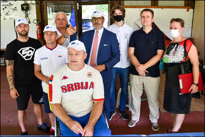 Ambasador Fabrici u poseti parolimpijcima