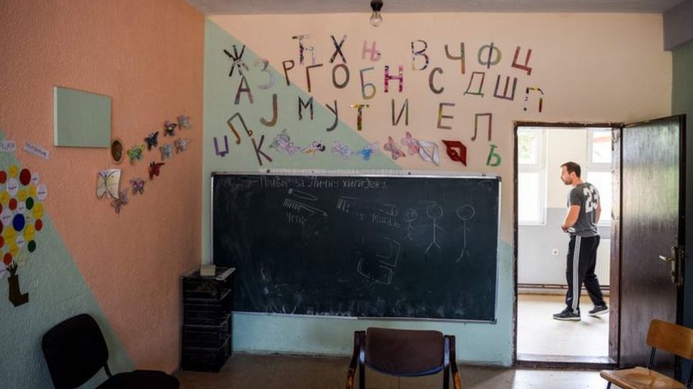 Srbija, škola, roditelji i deca: „Imam veću tremu nego sin" - kako da što lakše prebdrodite početak školske godine 1 učionica