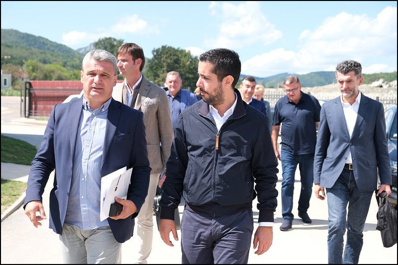 Milun i Toma Mona