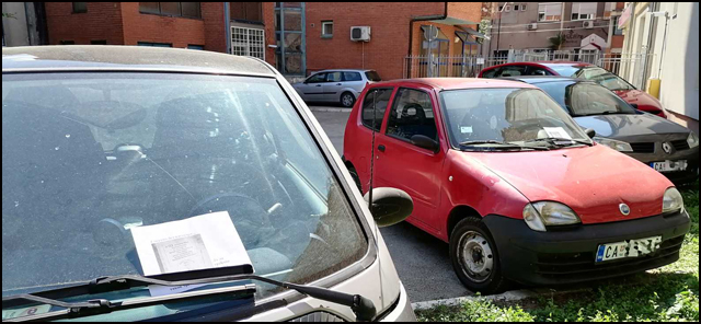 Zašto gradonačelnik ćuti 4 plakati automobili