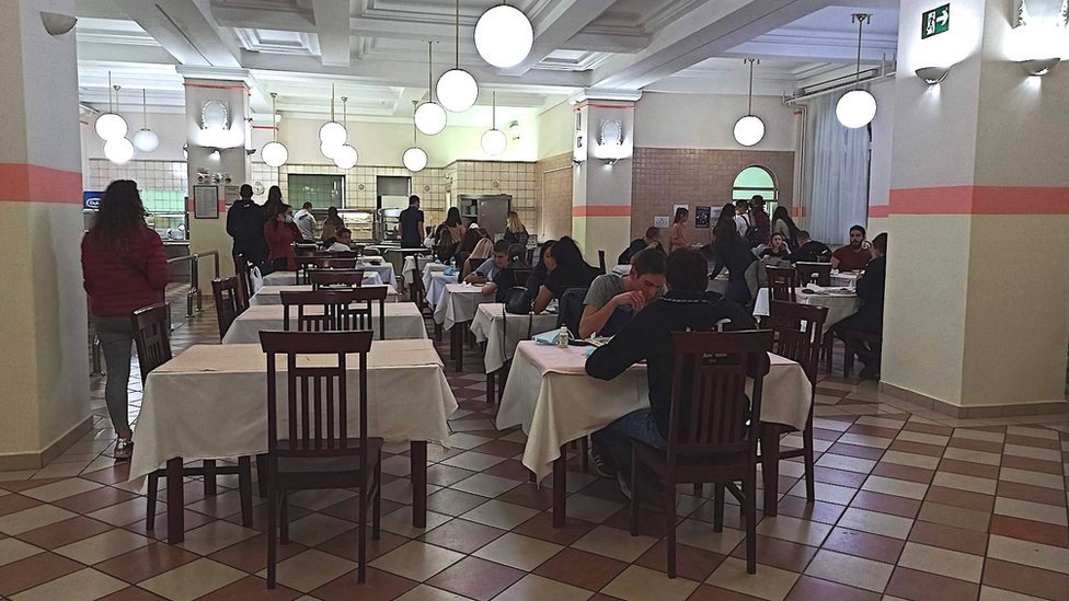Studenti, menze i Srbija: Sanjaju li akademci veći obim šnicle u studentskim restoranima 2 Studentska menza Lola