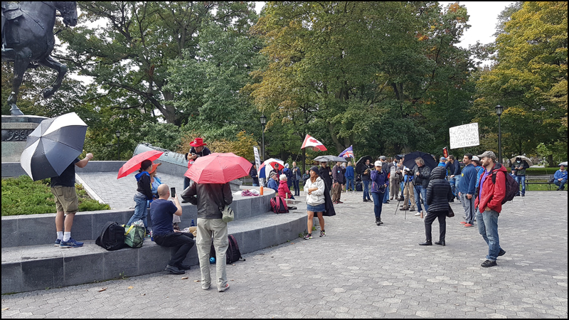 Toronto kisa i lose vreme..