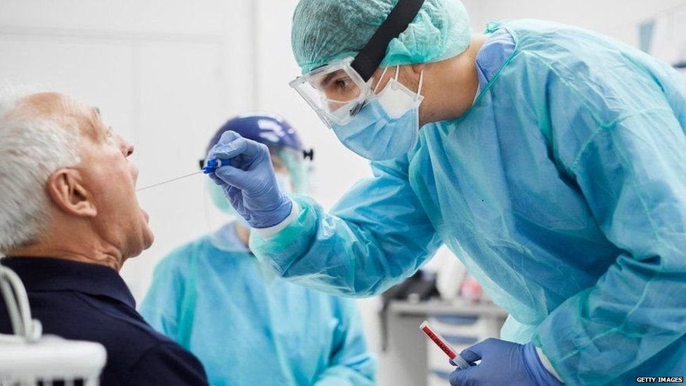 Korona virus: Blagi pad broja hospitalizovanih u Srbiji, u Francuskoj penzionerima potrebna buster doza za produženje kovid propusnice 1 testiranje