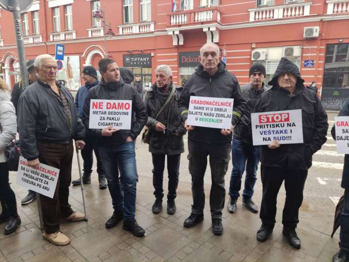 protest2 3