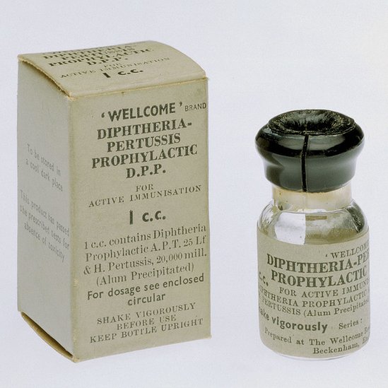 Korona virus i vakcina: Kako su antivakcinaši vršili uticaj na svet kroz istoriju 31 Diphtheria and whooping cough (pertussis) vaccine, 1952