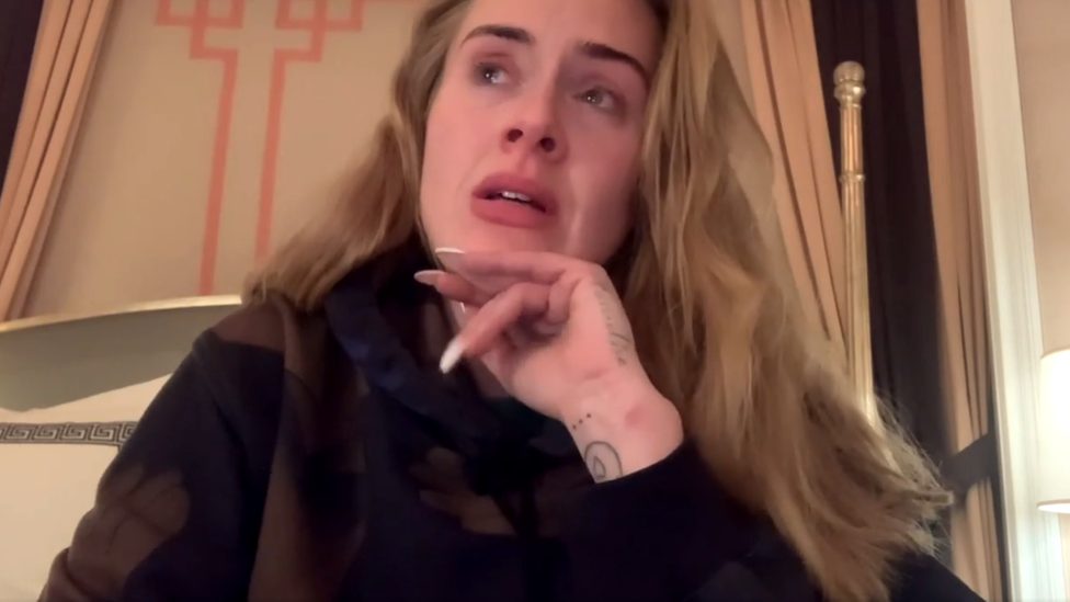 Muzika i Amerika: Uplakana Adel otkazala koncerte u Las Vegasu 1 Adele