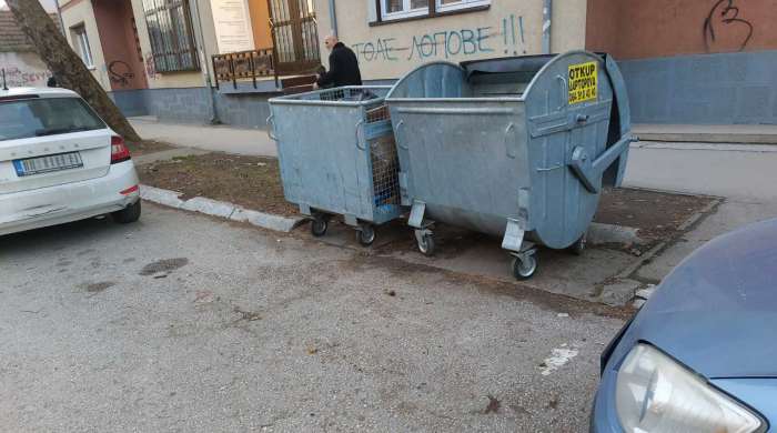 Bahato parkiranje na svakom koraku 3 parkiranje3