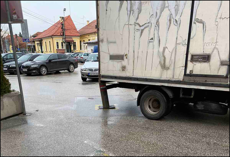 potapajuci stubic cacak