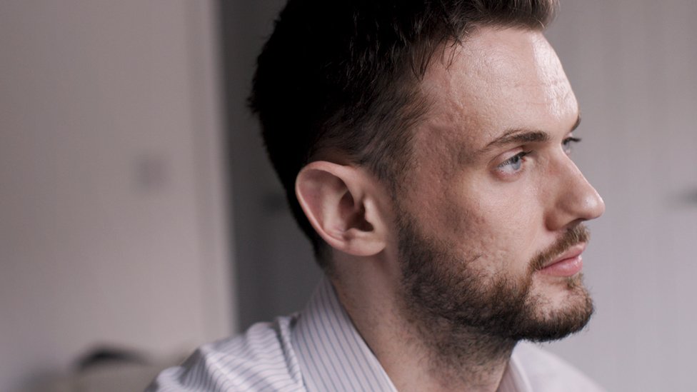 Internet i prevare: Desetine ljudi namamljeno da rade za lažnu dizajnersku agenciju 3 Chris Doocey