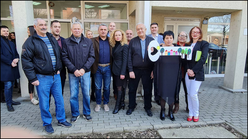 SNS aktivisti danima terorišu građane Alvadžinice noćnim žurkama, sinoć napali trudnu ženu 2 MZ Alvadzinica