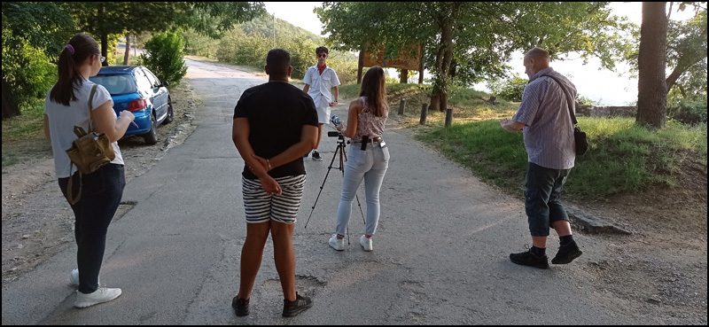 Aktivistički leksikon - Čovek je najsrećniji kada pomaže drugima 2 Snimanje filma Foto Z.J