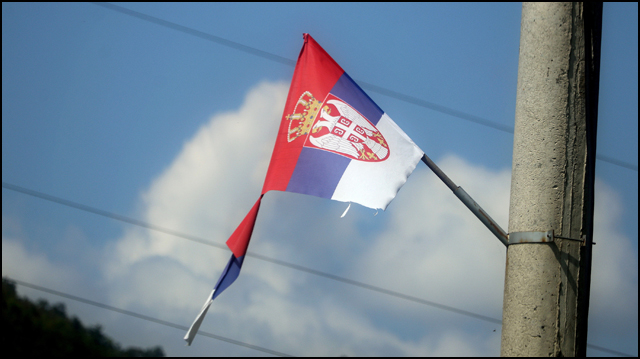 Zastave u Srbalja 1 zastave Guca 3