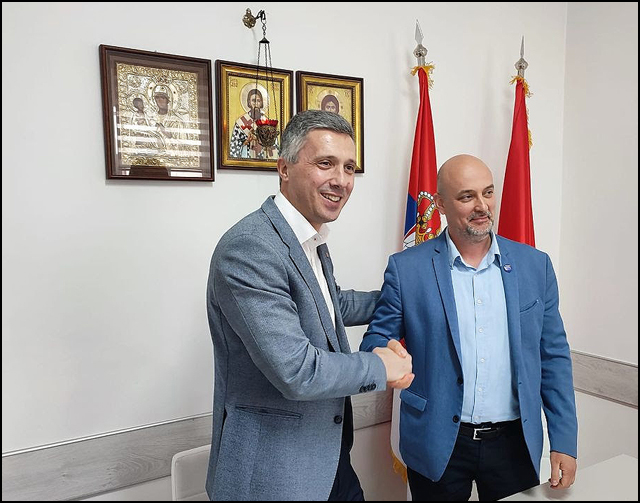 Dveri 3