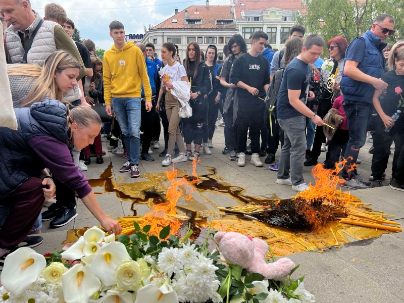 cacak protest3